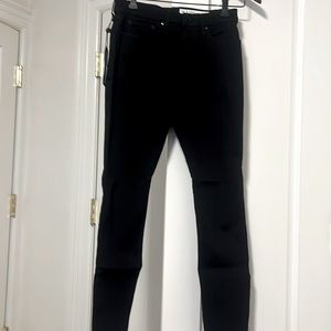NWT rag and bone jeans .size 27 . Black sits below waist